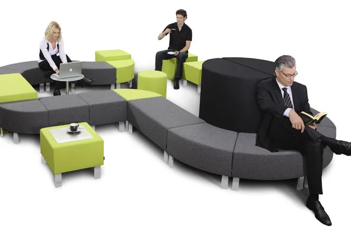 Bild: Office- und Lounge-Möbel kommen beim Fachhandel an