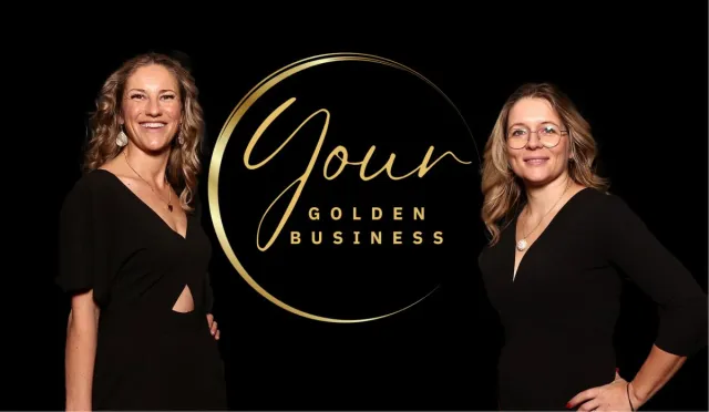 Bild: Sabine Oswald & Tina Simmerle im Rampenlicht: Internationale Anerkennung beim Speaker Slam in Wiesbaden