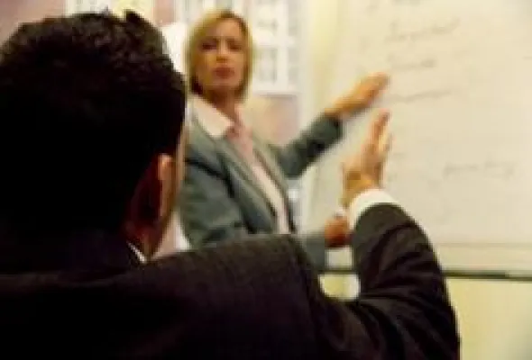 Lebenslanges Lernen ist angesagt - bSb führt Schritt für Schritt zum beruflichen Erfolg Bild: Lebenslanges Lernen ist angesagt - bSb führt Schritt für Schritt zum beruflichen Erfolg