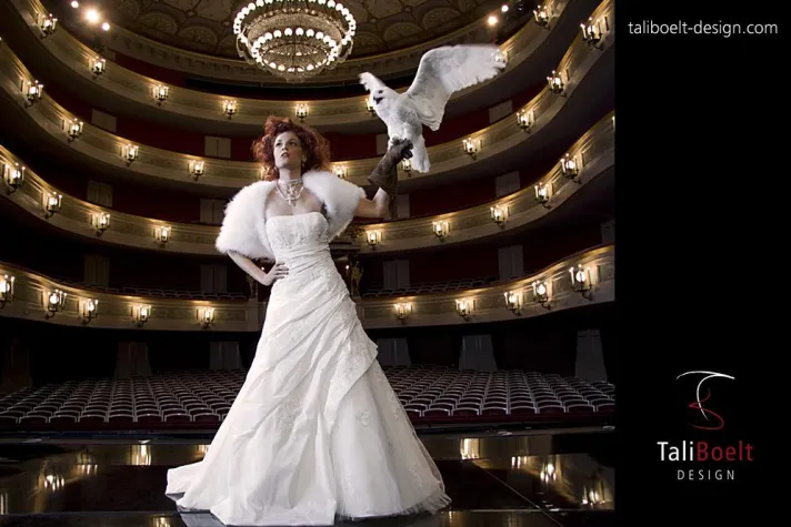 Bild: Neue TaliBoelt Design Boutique für Brautmoden und festliche Kindermoden ab Dezember 2009 in Fürstenfeldbruck