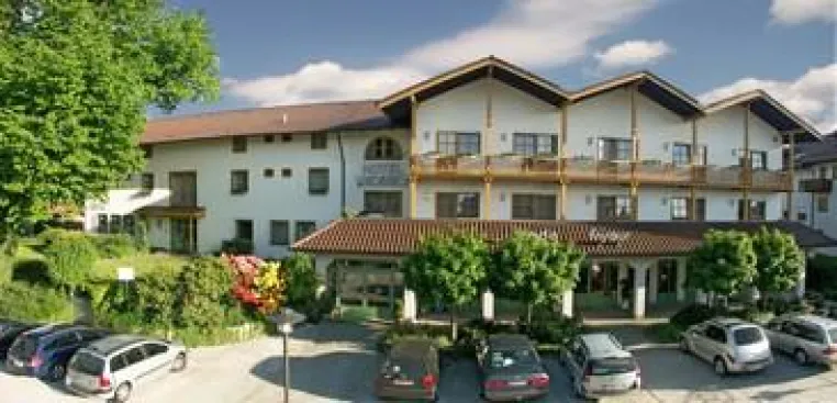 Bild: Hotel Lindenhof für HolidayCheck Quality Selection 2013 ausgewählt