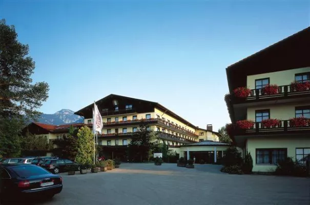 Die U21-Fußballnationalmannschaft ist im Sporthotel Achental in Grassau Bild: Die U21-Fußballnationalmannschaft ist im Sporthotel Achental in Grassau
