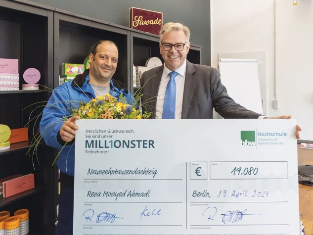 Bild: Eine Million Menschen auf ihrem Bildungsweg begleitet