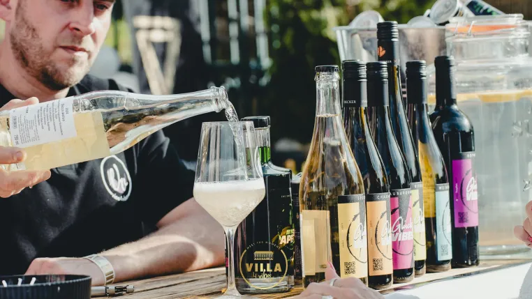 Baden-Baden Genuss: Vino 4 Vibes GmbH als Event-Adresse für Genussmomente Bild: Baden-Baden Genuss: Vino 4 Vibes GmbH als Event-Adresse für Genussmomente