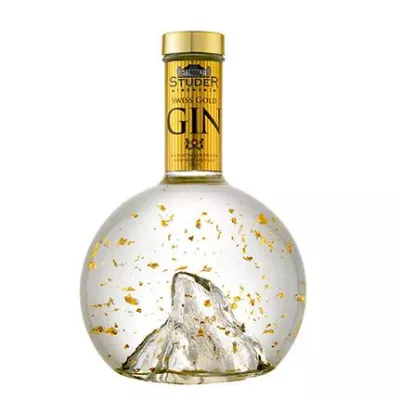 Bild: Schweizer Edelbrände mit Gold verziert - Die Spezialitäten der Distillerie Studer im Entlebuch