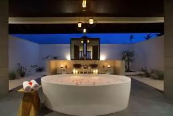 Bild: Magic Moments @ Atmosphere Kanifushi Engagement auf höchstem Niveau