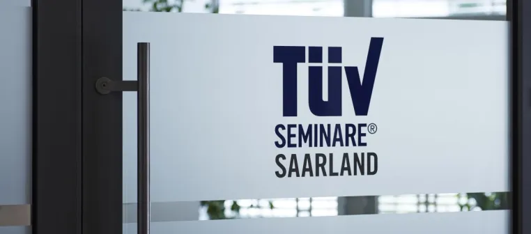 Bild: Networking leicht gemacht - mit den jährlichen Fachtagungen der TÜV Saarland Bildung + Consulting GmbH.