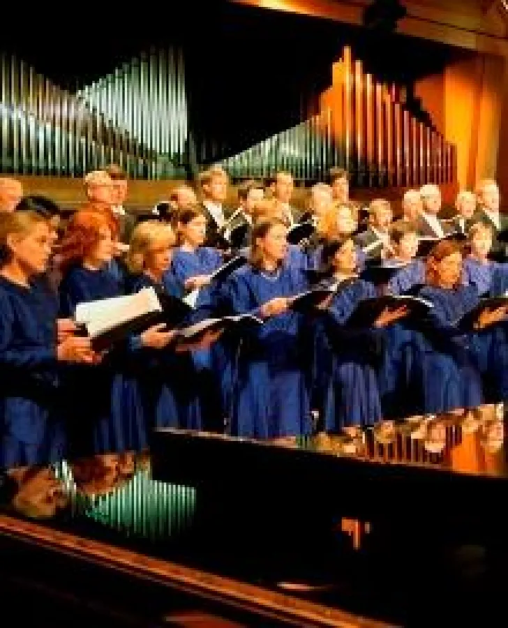 Stimmgewaltig: Der 100 Mitglieder zählende Cäcilien-Chor Frankfurt ist der zweitälteste Oratorienchor Deutschlands.