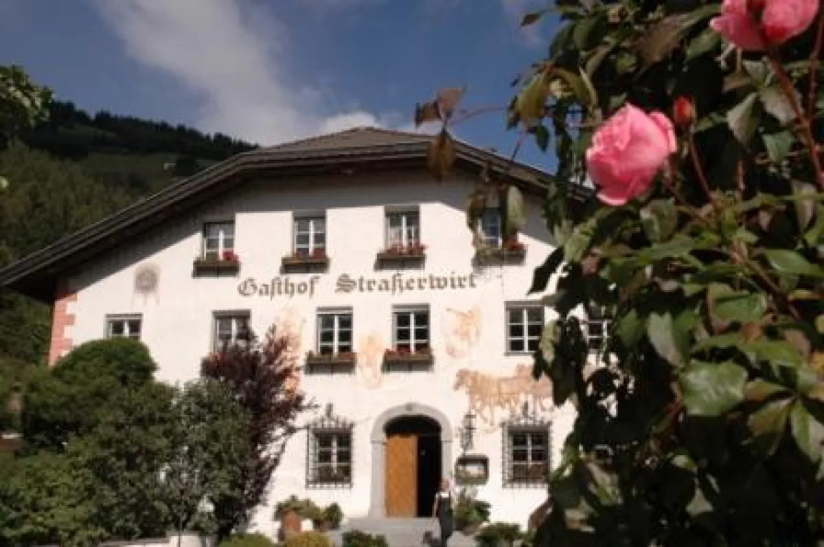Hotel Strasserwirt