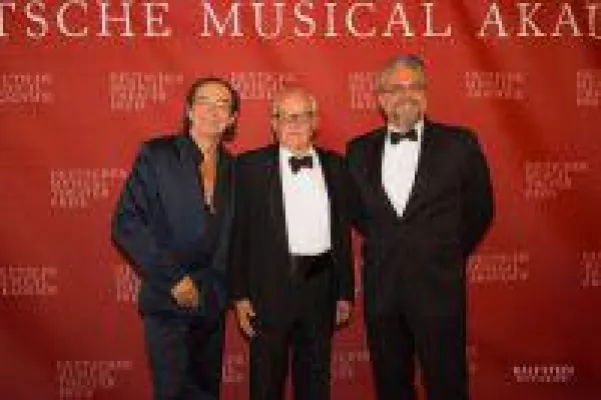 Bild: Kolonovits' "Vivaldi - Die fünfte Jahreszeit" mit drei Awards ausgezeichnet!