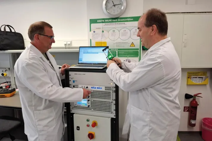 Bild: DC-Hochspannung erfordert neue Zählerprüfkonzepte