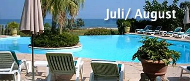 Bild: Große Korsika-Nachfrage - Wer im Juli und August 2009 auf die Urlaubsinsel will, sollte jetzt schon buchen