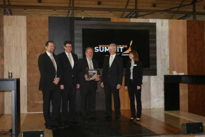 Bild: Ausgezeichnete Produkte auf der Domotex 2012