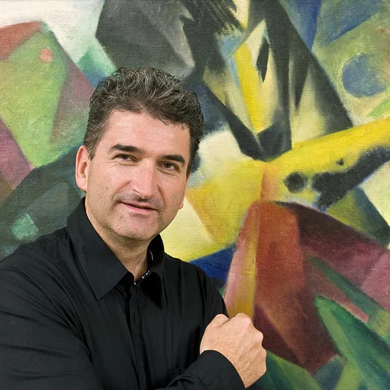 Pianist Martin Vatter vor