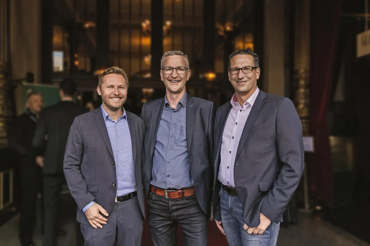 Dennis Giwoleit (WMD), Gerold Gülker und Stephan Eilers (Gerold Gülker Systemberatungen) (l.nr) Bild