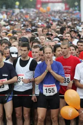 Bild: Raus aus dem Büro – rein in die Joggingschuhe