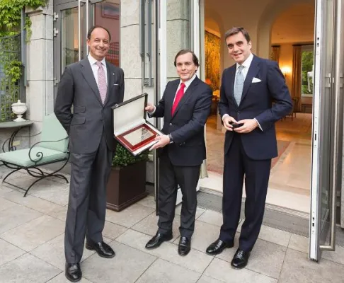 Bild: Federico González Tejera, CEO der NH Hotel Group, nahm den Kammerpreis der Spanischen Handelskammer entgegen