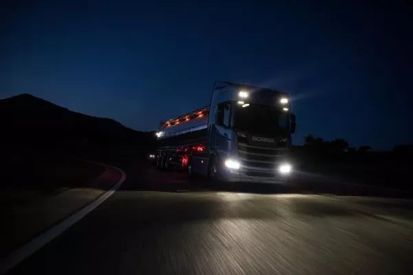 Bild: Scania erweitert Telematik-Angebot mit Alarmsystem bei Treibstoffdiebstahl