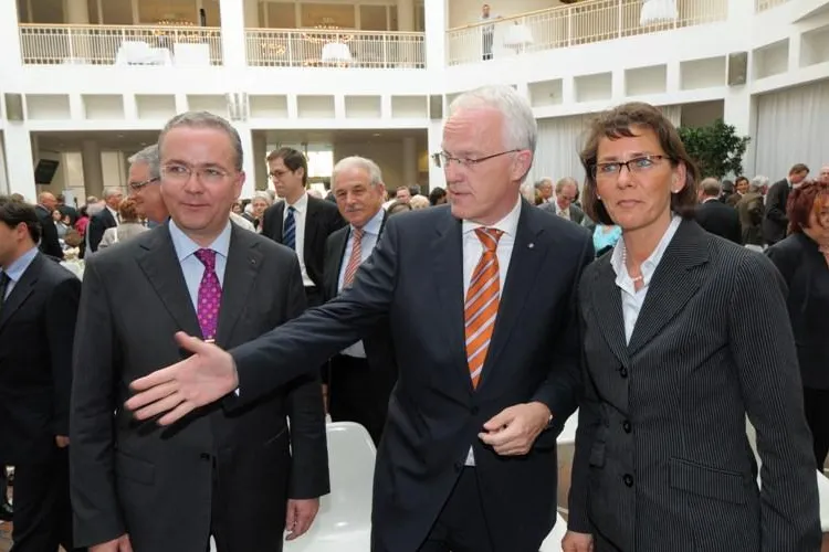 Ministerpräsident Rüttgers würdigt Arbeit der Auslandsgesellschaft Nordrhein-Westfalen Bild: Ministerpräsident Rüttgers würdigt Arbeit der Auslandsgesellschaft Nordrhein-Westfalen