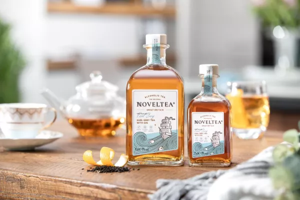 Zwei Deutsche entwickeln alkoholischen Tee? Bild: Zwei Deutsche entwickeln alkoholischen Tee?