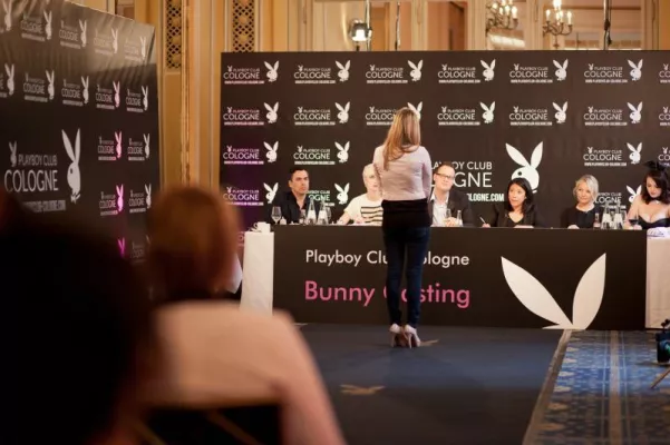 Bild: Großes Bunny-Aufgebot beim Playboy Club-Casting in Köln