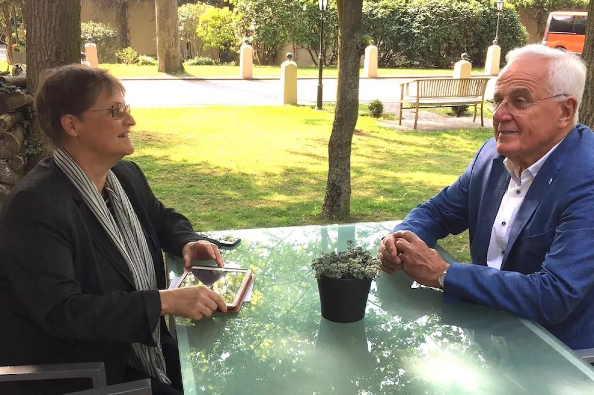 Prof. Dr. Peter Hartz im Gespräch mit Dr. Marei Strack