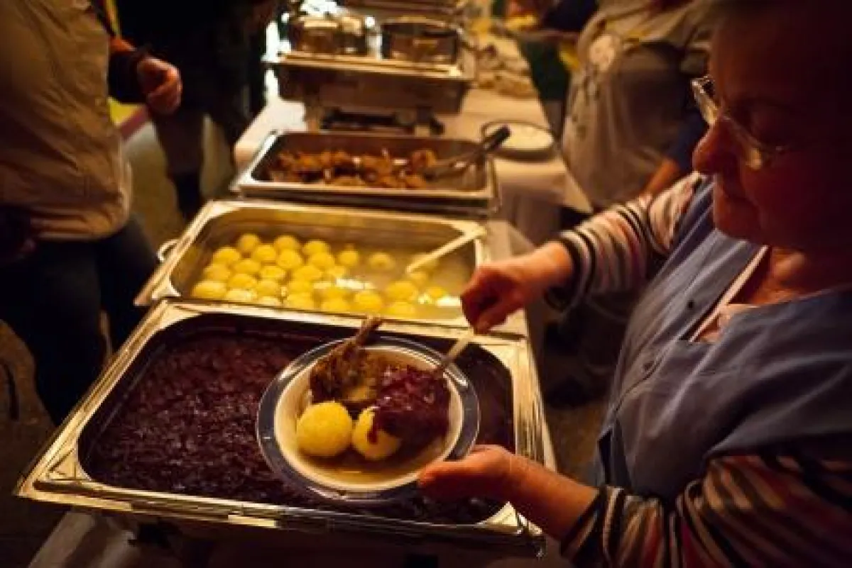Weihnachtsessen Tafel Erfurt