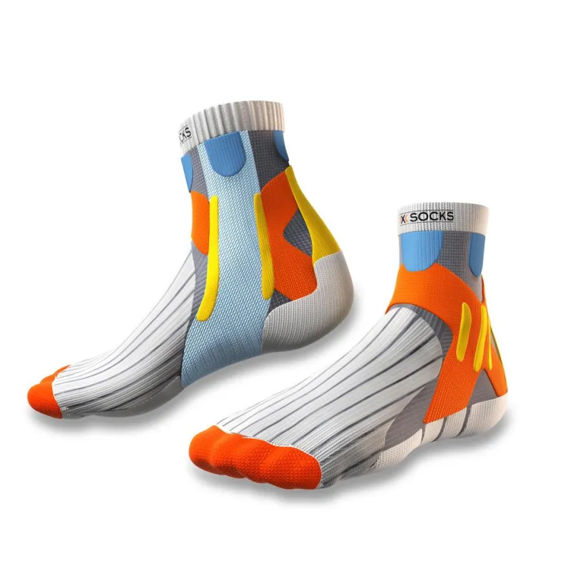 Die „MTB Short Water Repellent“-Schlechtwetter-Socke von X-Socks hält den Biker von innen und außen trocken.