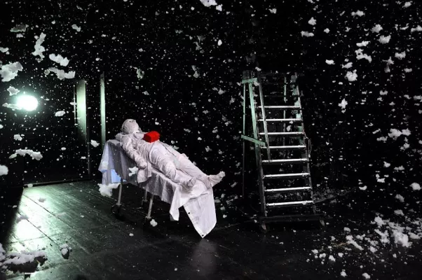 Bild: Der Kuss des Airbags