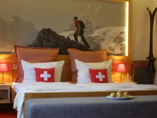 Appartements werden zu Themensuiten Jens Weißflog springt wieder ganz nach vorn Bild: Appartements werden zu Themensuiten Jens Weißflog springt wieder ganz nach vorn