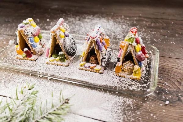 Bild: Mini-Knusperhäuschen für den Advent