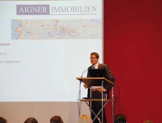 Bild: Mehr Durchblick. Die Aigner Immobilien GmbH hilft Eigentümern beim privaten Hausverkauf