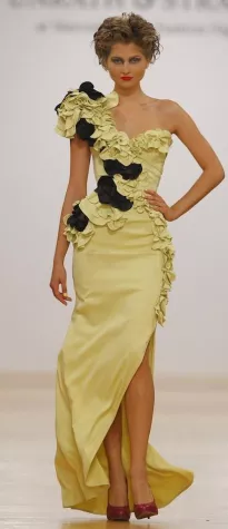 Bild: Unrath & Strano Spring Summer 2012 Kollektion begeistert das Publikum