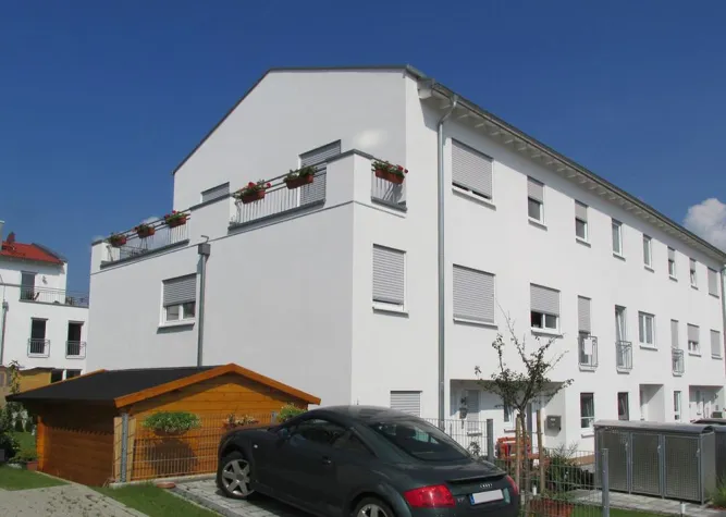 Bild: Übergabe des letzten Hauses im Rosenseegebiet