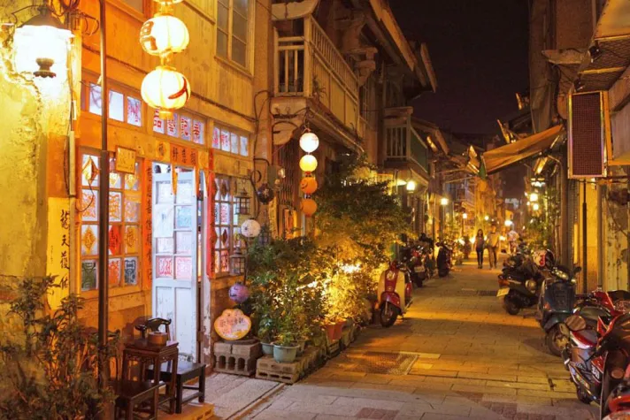 Bild: Infostationen, W-LAN und Wellness: besonderer Service für Reisende in Taiwan