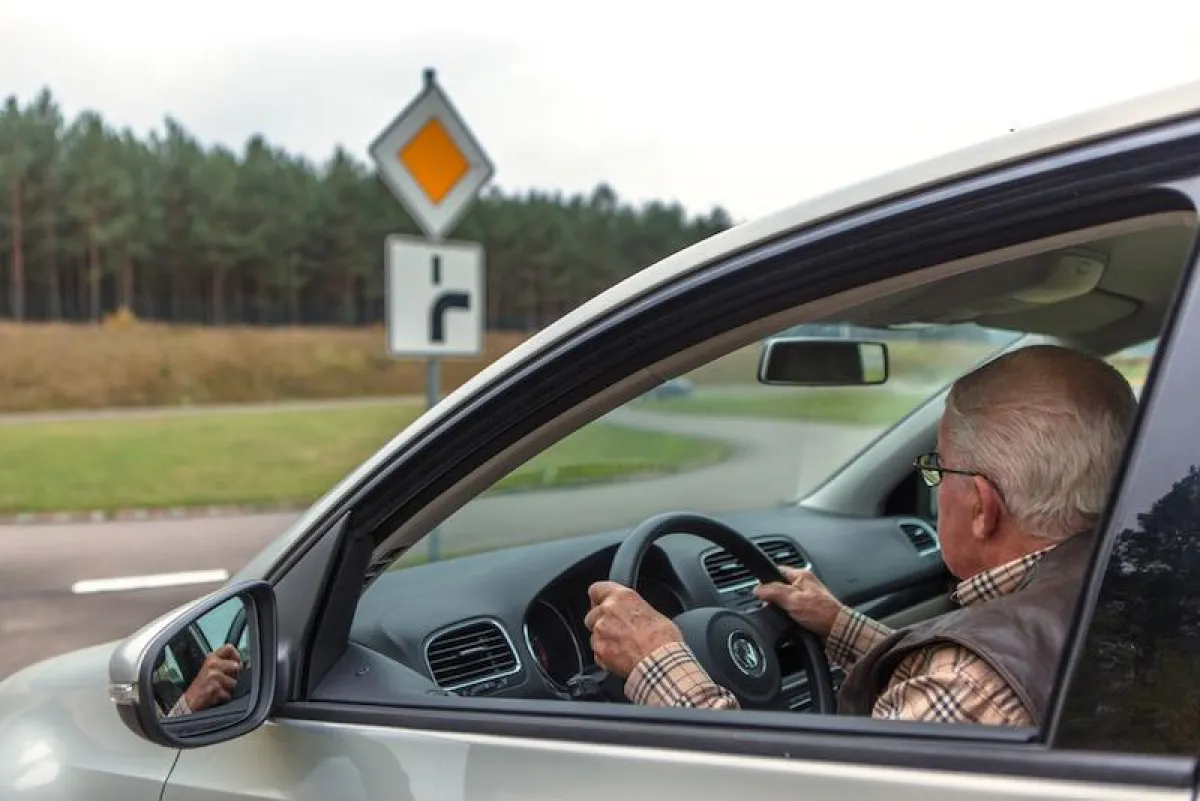 Fahrfreudige Senioren sucht das ADAC FSZ in Linthe als Botschafter