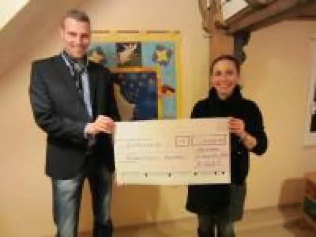 Bild: Spende statt Geschenke - ein Herz für Kinder