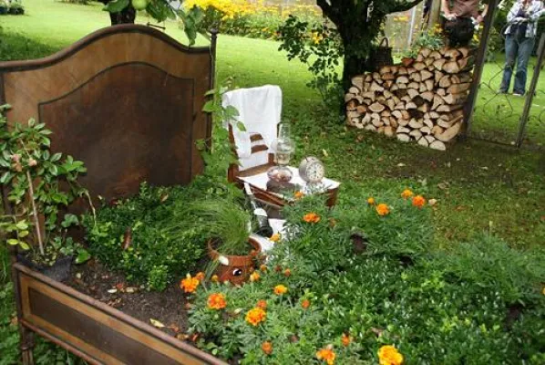 Bild: Offene Gärten in der Südheide Gifhorn – Blick über den Gartenzaun