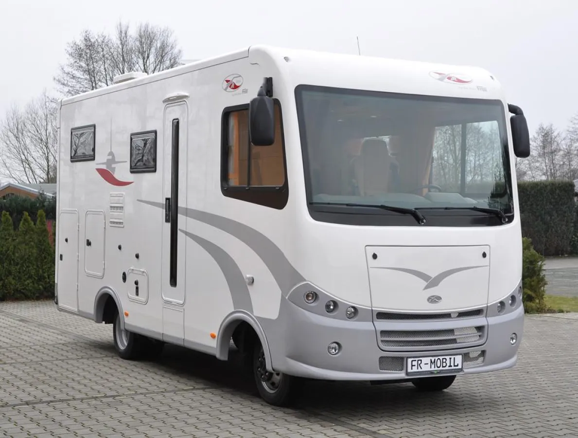 Der kompakte Agilliner L 650 - bietet dank neu entwickelter Frontmaske maximalen Raumgewinn und ausgezeichnete Rundumsicht.