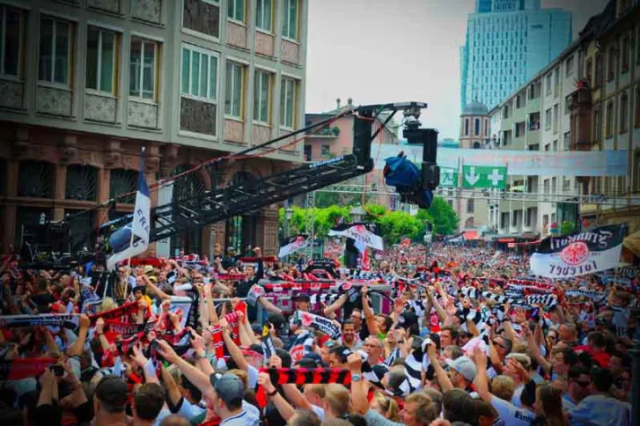 Bild: Art Evolution Service firmiert jetzt als AES Veranstaltungstechnik