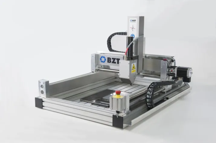 Bild: BZT stellt neues CNC-Graviersystem vor