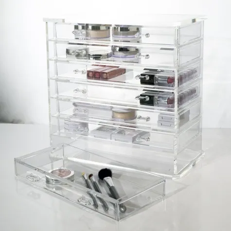 Bild: US Acrylic neu im Sortiment bei LadyButler.com