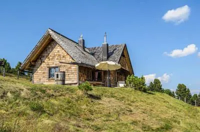 Hüttenurlaub zum Last Minute Preis Bild: Hüttenurlaub zum Last Minute Preis
