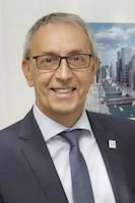 Bild: ROEMHELD stellt auf der EMO „Betriebsanleitung 4.0“ vor: Vernetzt und smart mit „B. 4.0“