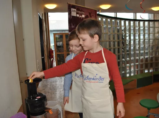 Bild: „Allzu oft kennen Kinder leider nur den künstlichen Geschmack von Fertigprodukten“