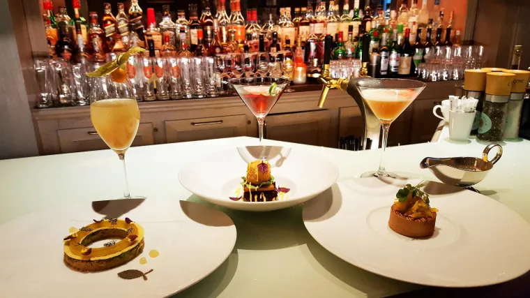 Bild: DA KANN FRAU NICHT WIDERSTEHEN - Champagnerfrühstück und mehr am Weltfrauentag im Regent Berlin