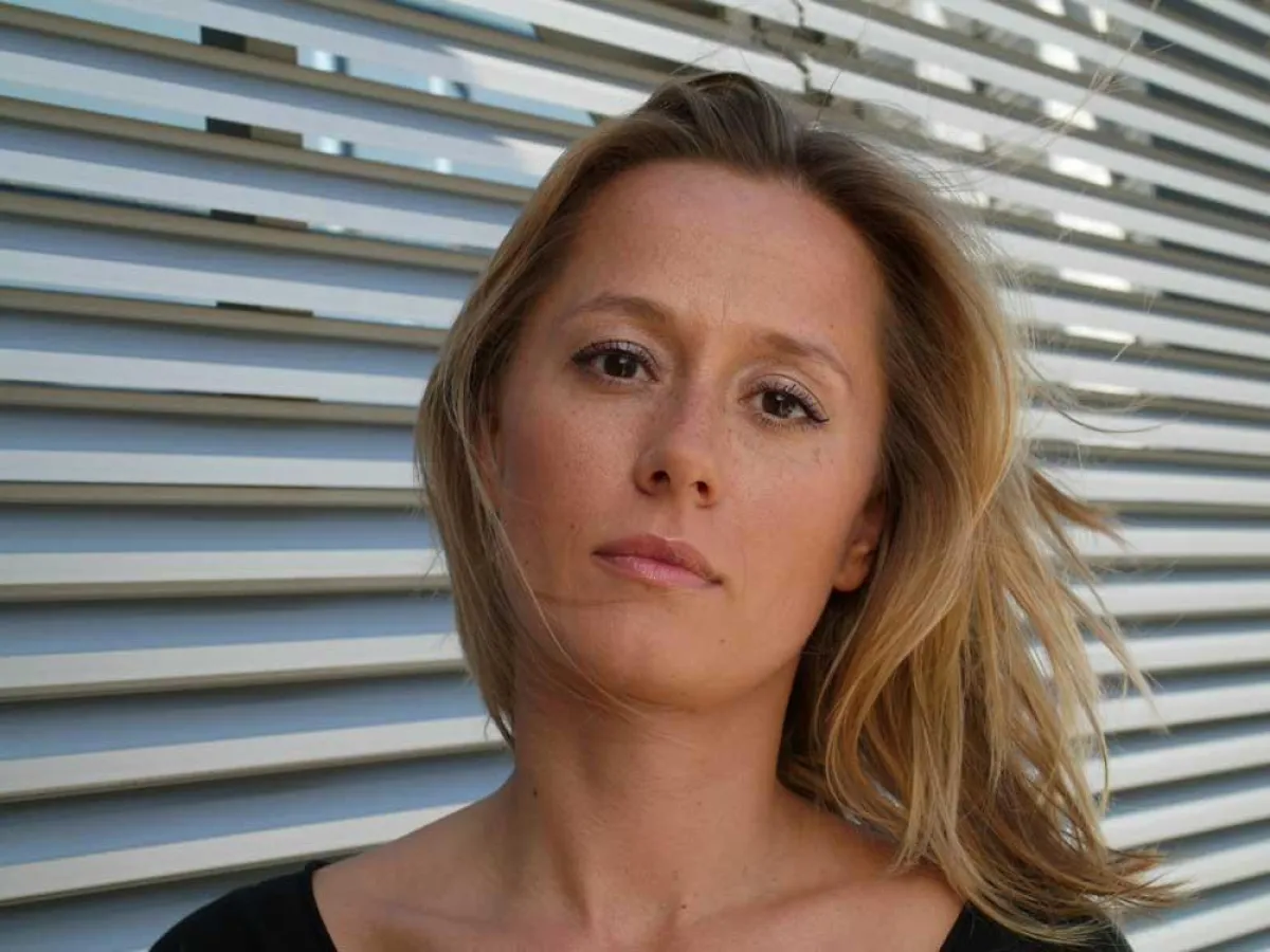 Die junge Pianistin Anika Vavic tritt in der Laeiszhalle ans Klavier