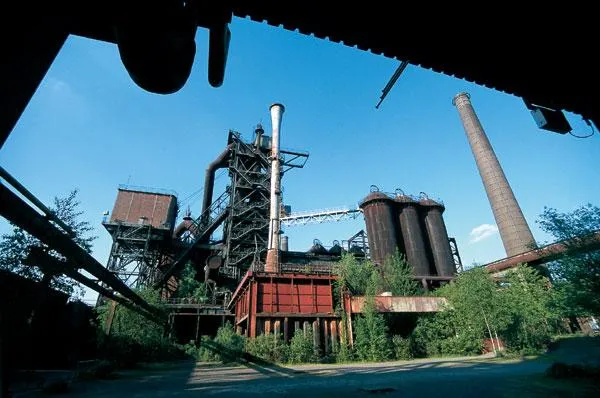 Bild: Familienführung durch das alte Hüttenwerk in Duisburg