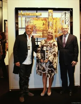 Bild: Ein Space Frame als Hochzeitsgeschenk: Marco Mehn überreicht Fürst Albert „Meine große Liebe“ in Monaco