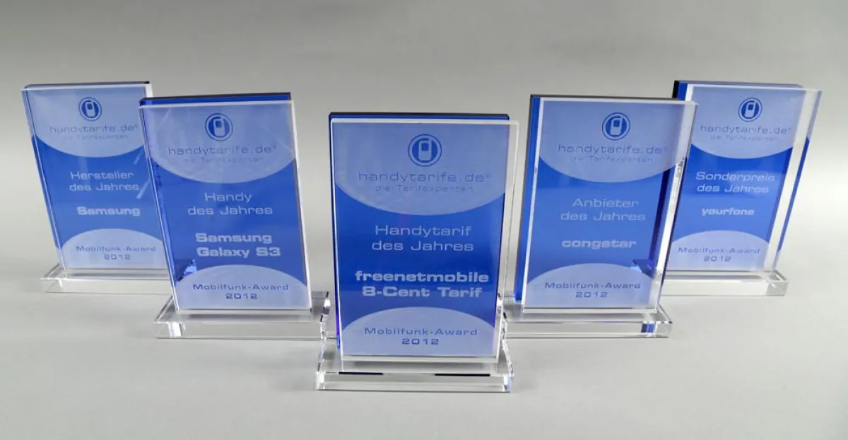 Begehrte Trophäen: Die Auszeichnungen beim Mobilfunk-Award 2012